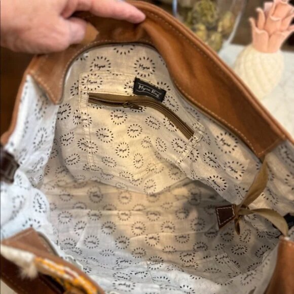 Myra | Western Tote - Picture 7 of 7